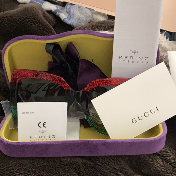 Gucci Sunglasses - Picture 10 of 13